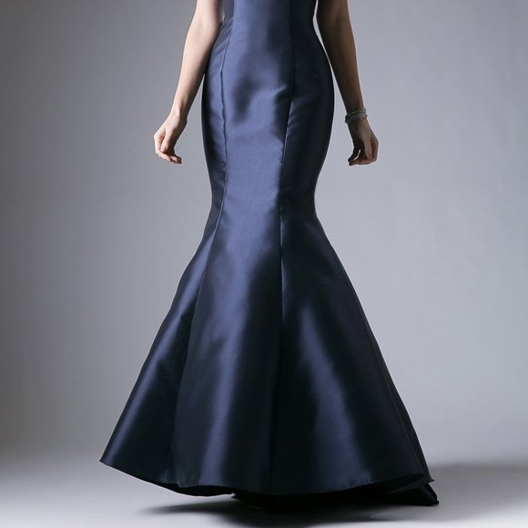 V-Neck Mermaid Shape Long Evening Dress CD13038 - Picture 2 of 3